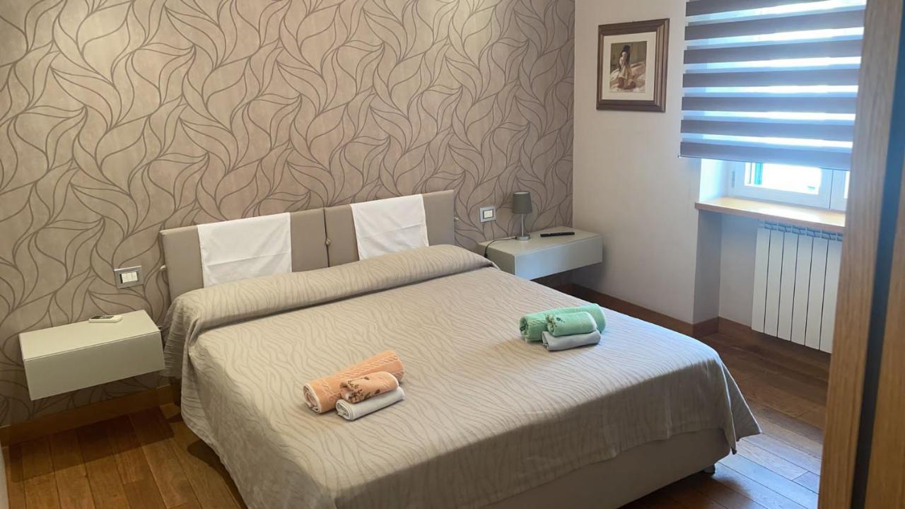 Appartement La Casa Di Andrew à Naples Extérieur photo